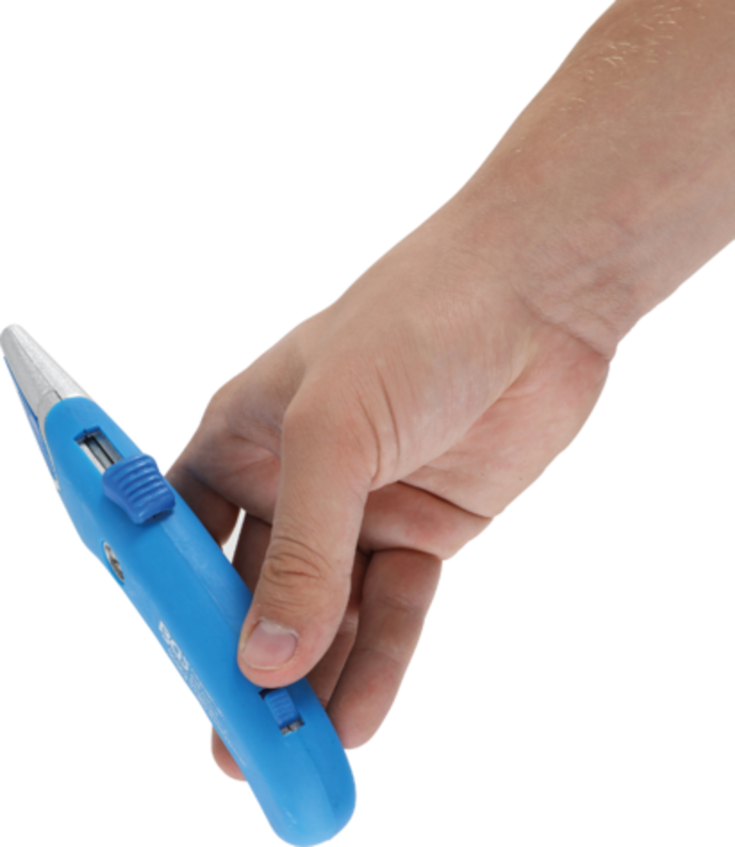 Cutter cu lama retractabila BGS Technic Cutter cu lama retractabila BGS Technic