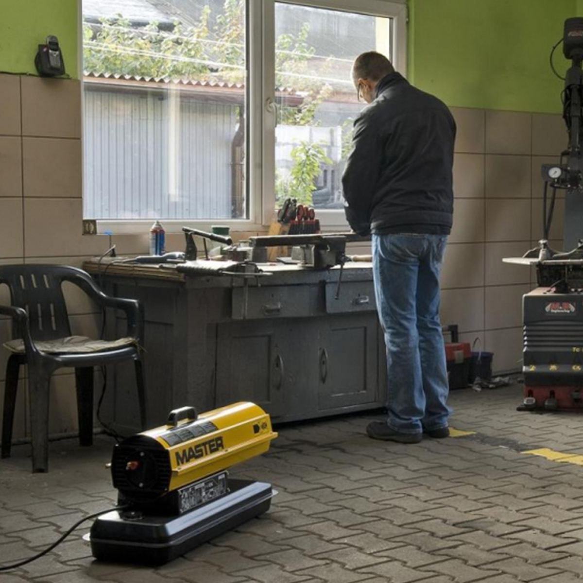 Incalzitor pe motorina cu ardere directa MASTER 220V B35CEL