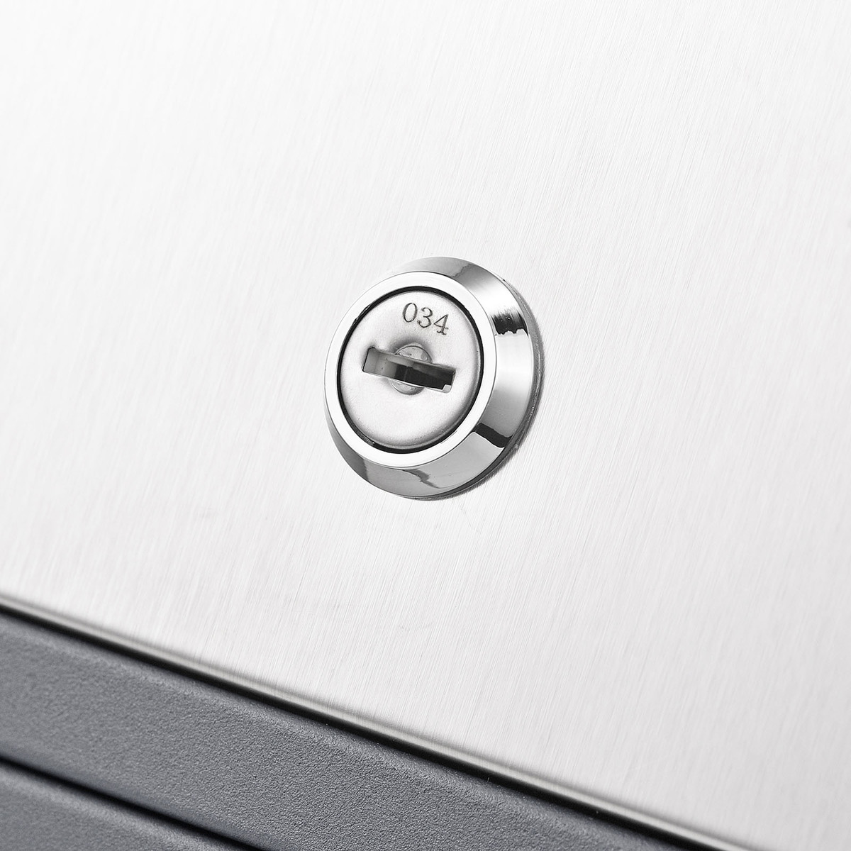 Cutie postala cu suport pentru ziar Antracit V38 Wiltec 60978 Cutie postala cu suport pentru ziar Antracit V38 Wiltec 60978